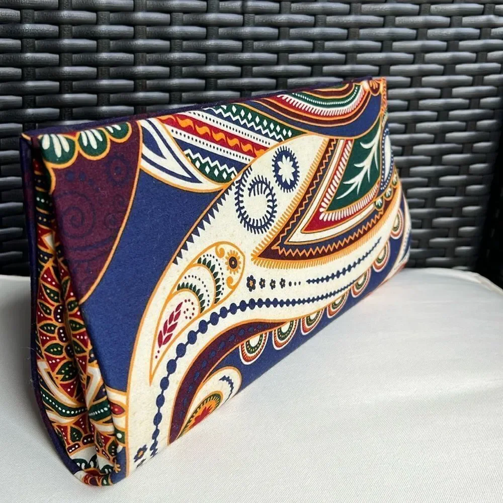 Ethnic African Print Cloth Colorful Paisley Clutch Bag - Picture 3 of 10